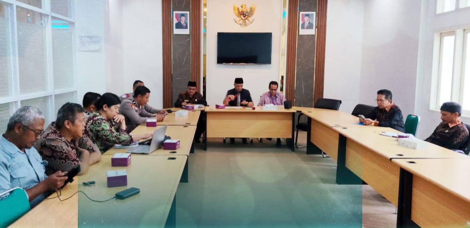 Suasana rapat koordinasi 